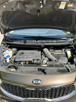 Kia Carens 1,7 CRDi, automat, r. 2017 - 7