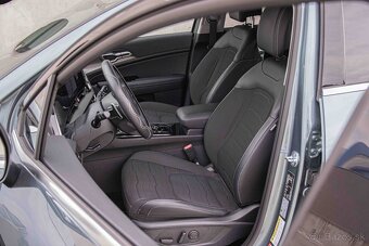 Kia Sportage 1.6 T-GDi Platinum A/T - 7