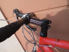 Cestný bicykel Fuji - 7