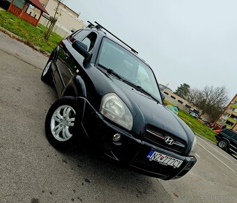 Hyundai Tucson 2.0 crdi 4x4 SK - 7