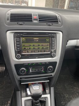 Škoda Octavia Scout DSG - 7