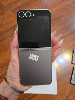 Samsung Z Flip 6 512GB - 7