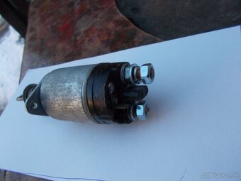 Predam pre skoda 100-120 plasty spinac startera vypinace - 7