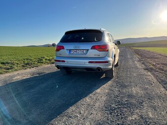 Audi Q7 - 7