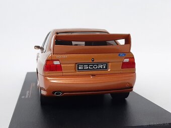 1:18 - Ford Escort RS (1998) - IXO Models - 1:18 - 7