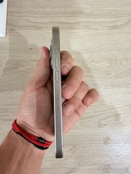 Predám IPhone 15 Pro 128 GB - 7