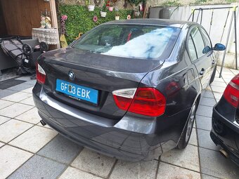 BMW E90 318I - 7