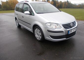 Volkswagen Touran 1,9 TDI 77KW 6 KVALT nafta manuál 77 kw - 7