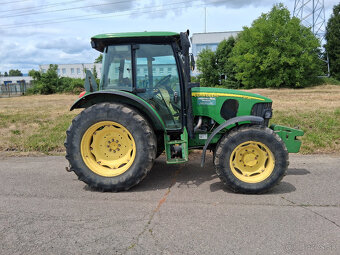 Predám John Deere - 7
