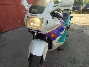 Honda CBR 600F PC23, 1989, Benetton Colours. - 7