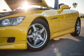 Honda S2000 AP1 (2001) – žltá - 7