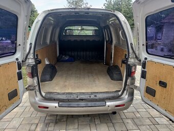 Predám Hyundai H1 2,5l CRDI dodávka - 7