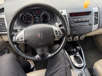 Peugeot 4007 2.2 HDi Executive DCS - 7
