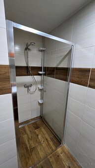 Exkluzívna Ponuka: Rodinný dom s obrovským pozemkom a potenc - 7