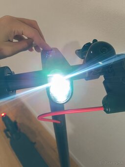 Xiaomi Mi Electric Scooter Pro 2 - 7