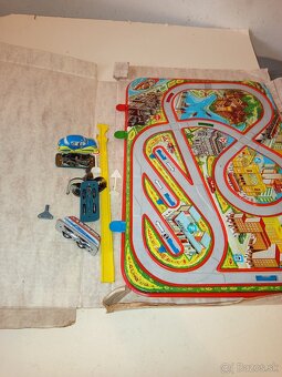 Stará plechová autodraha - 7