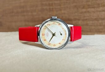 Československé Retro Vintage hodinky PRIM Červené 1967 - 7