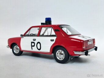 1:18 - Škoda 105 L - hasiči (1976) - Triple 9 - 1:18 - 7