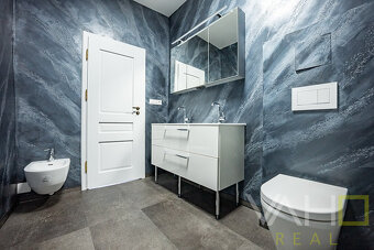 NA PRENÁJOM 5 kancelárskych miestností 200 m² + 24 m² terasa - 7