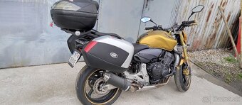 Honda Hornet CB600F - 7