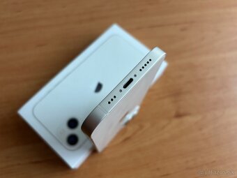 Apple iPhone 13 128GB White - 7