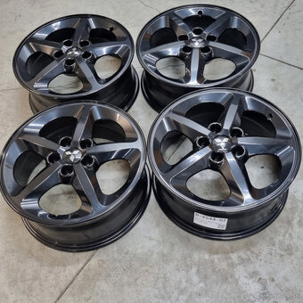 Hliníkové Hyundai disky 5x114,3 R17 6,5J ET46 - 7
