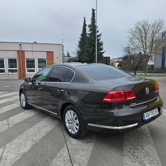 Vokswagen Passat 1.4 CNG ecofuel 6 stupňový manuál - 7