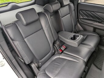 Mitsubishi Outlander PHEV 2.4 4x4 2021 - 7