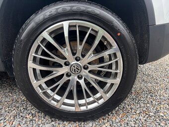 Volkswagen Tiguan 2.0tdi 103kw 4x4 bixenon ťažné - 7