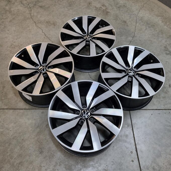 Hliníkové Volkswagen disky 5x112 R18 8J ET44 - 7