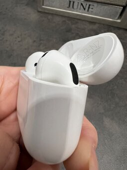 Apple AirPods 4 - 7