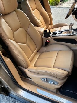 Porsche Macan 3.0 diesel v záruke Porsche Approved - 7