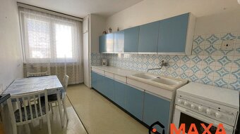 REZERVOVANÉ 5 izbový rodinný dom s garážou, Kvetná ulica, - 7