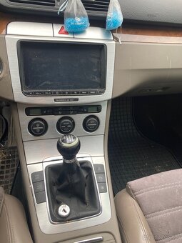 Predám passat b6 2,0 103kw 4x4 BKP - 7