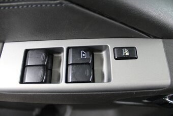 Nissan Navara DoubleCab 2.5D A/T - 7