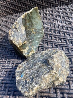 Predaj minerálov-Ametyst, Labradorit,skamenele drevo - 7