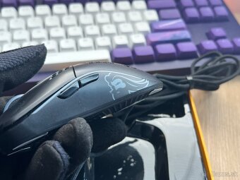 Glorious model o- - 7