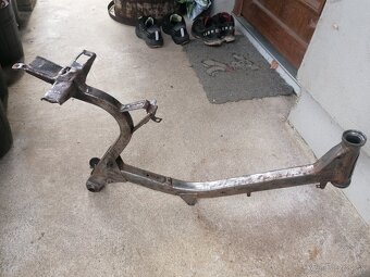 Predám rám so štítkom na Jawa 550 - 7