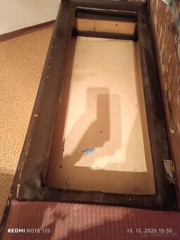 Stary nabytok na sedenie - 7