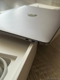 Apple Macbook Pro 13" / 3.3GHz 16GB 512GB / Touch Bar - 7