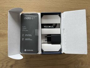 Motorola Moto e13 - 7