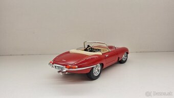 1:18 JAGUAR E CABRIO - 7