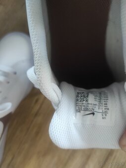 Nike kožené dámske tenisky veľ. 37.5 (stélka je 23.5 cm) - 7
