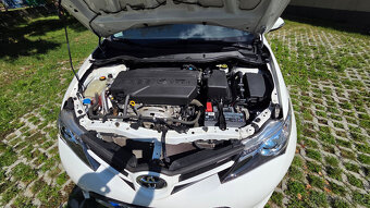 Predám TOYOTA AURIS - 7