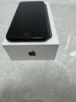 Iphone SE 2020 128Gb black - 7