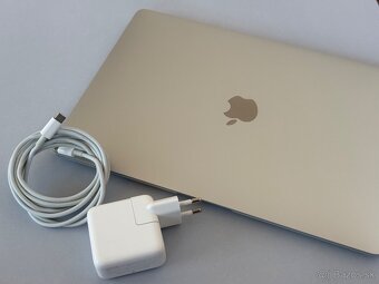 MacBook Air M1 13,3 palcov 8GB/512GB - 7