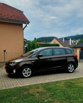 Kia Carens 1.6 GDi - 7