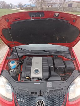Predám Golf 5 GTi 147kw, BWA - 7