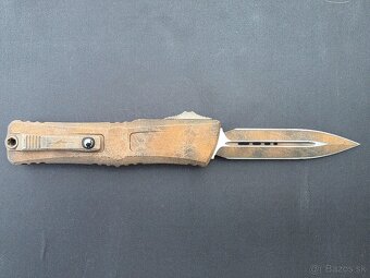 Microtech Combat Troodon Gen III Plague Outbreak - 7