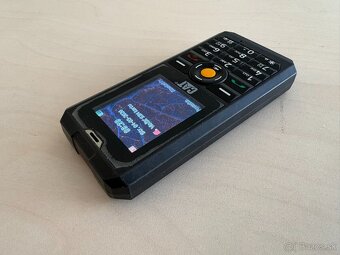 CAT B30 mobilný telefón - 7